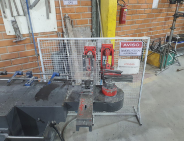 Foto: CURVADORA DE TUBOS HIDRAÚLICA COM CLP - TECNOMAQ - MODELO TMTP382D - ACOMPANHA 5 FERRAMENTAS ROLDANAS E MORDENTES - ANO 2022