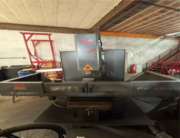 Foto: FRESADORA CNC - MEKANODRILL - FR1040