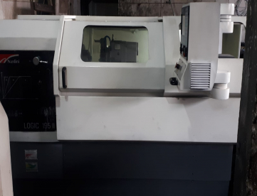 Foto: TORNO CNC - NARDINI - LOGIC 195 II - 400MM X 1000MM - COMANDO FAGOR - ANO 2010
