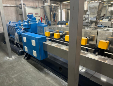 Foto: EXTRUSORA PARA RECICLAGEM - COPERION - STS 96 EXTRUDER - MOTOR DE AC DE 630 KW -PRODUÇÃO +-2.500kg HORA - ANO 2011