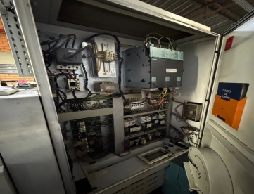 Foto: TORNO CNC - ROMI - CENTUR 30D - ANO 2007 - 430 x 500 MM - COMANDO SIEMENS