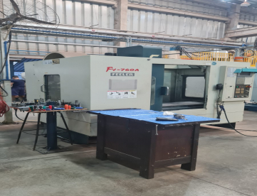 Foto: CENTRO DE USINAGEM VERTICAL - FEELER - FV760A - ANO 2008 - 760 x 420 x 510 MM