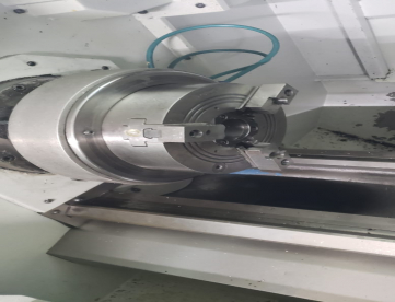 Foto: TORNO CNC - ROMI - CENTUR 30D - 1000 X 430 - COMANDO SIEMENS - ANO 2010