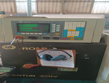 Foto: TORNO CNC - ROMI - CENTUR 30RV - 1000 X 530 - COMANDO MACH 8