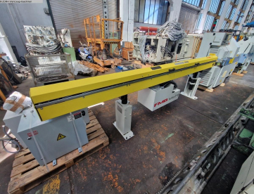 Foto: TORNO AUTOMATICO DE CABEÇOTE MOVEL - 6 EIXOS STAR SA 16 R - PASSAGEM DE 16 MM - COM ALIMENTADOR DE BARRAS - ANO 2002