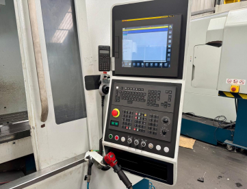 Foto: CENTRO DE USINAGEM VERTICAL - ROMI - D1250 - ANO 2021 - 1270 x 610 x 640 MM - REFRIGERAÇÃO INTERNA SPINDLE