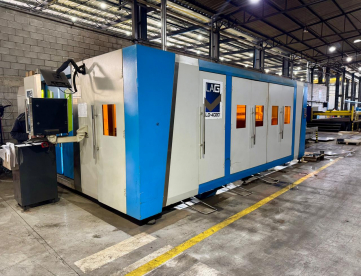 Foto: MÁQUINA DE CORTE LASER - FIBER - GASPARINI - LG 4020 - 3000W - ANO 2019 - COM 4º EIXO (CORTE TUBO)
