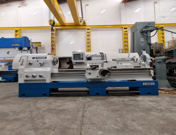 Foto: TORNO MECÂNICO CLEVER L-2680A -660MM X 2000MM