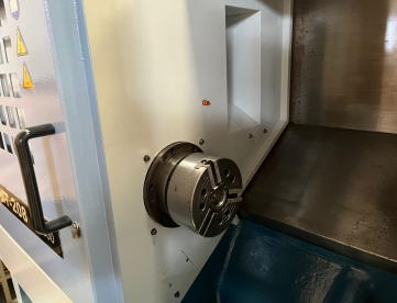 Foto: CENTRO DE TORNEAMENTO - ECOCA - MT208 - 350 X 500MM - COMANDO FANUC oi-TC