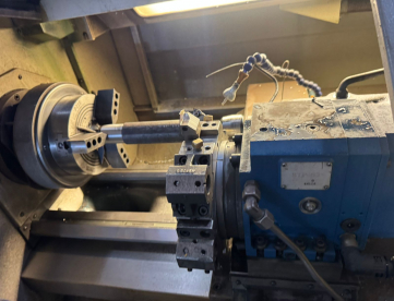 Foto: TORNO CNC - ROMI - CENTUR 30D - 1000 X 430 - COMANDO SIEMENS - ANO 2013