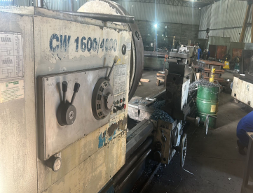 Foto: TORNO MECÂNICO - CW1600/4000 - 1600MM X 4000MM