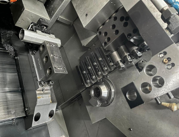 Foto: TORNO CNC DE CABEÇOTE MÓVEL - CITIZEN - L32 - ANO 2006 - COM ALIMENTADOR DE BARRAS