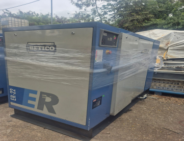 Foto: COMPRESSOR DE PARAFUSO - BETICO - ER 22 VF - ANO 2010 - 7.5 BAR - MOTOR 22 KW