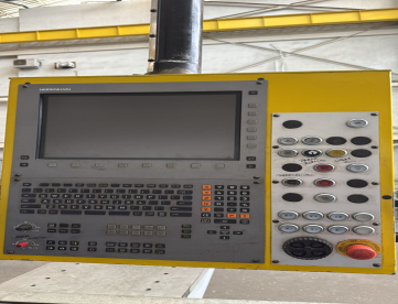 Foto: FRESADORA CNC BANCO FIXO - DAMU SRL ITALIANA - ISO 50 - ANO 2012 - COM CABEÇOTE 360º AUTOMÁTICO - 3270 x 1000 x 2000 MM