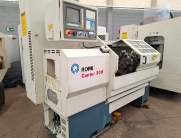 Foto: TORNO CNC ROMI - CENTUR 30D - 430MM X 1000MM - ANO 2001