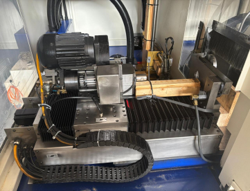 Foto: RETIFICA CILINDRICA ROLLOMATIC DE ALTA PRODUÇAO DE BLANKS DE METAL DURO - MODELO CNC  NP4 -MÁQUINA EM SP - ANO 2009
