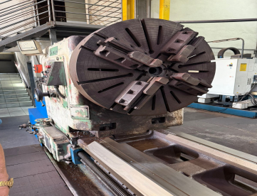 Foto: TORNO MECÂNICO - ROMI - MKD - 1.800 x 8.000 MM - COM DIGITAL