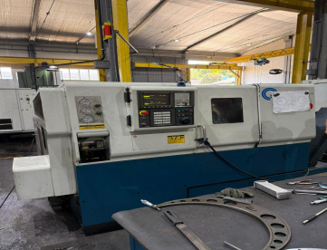 TORNO CNC - ROMI - G280 - ANO 2004 - 280 x 540 MM