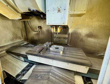 Foto: CENTRO DE USINAGEM VERTICAL - ROMI - D1000 - ANO 2018 - 1020 x 610 x 640MM - 15.000 RPM - RENISHAW - REFRIGERAÇÃO INTERNA 20 BAR