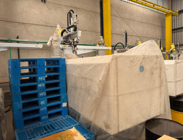 Foto: INJETORA DE PLÁSTICO - WELLTEC - 160Se II - ANO 2019 - COM ROBÔ