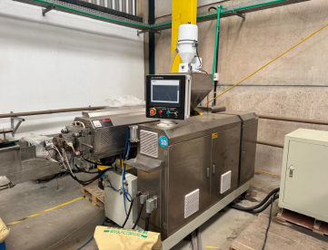 Foto: EXTRUSORA DE TUBOS E PERFIS - SAN EXTRUDER - MODELO 55x28D - ANO 2019 - LINHA COMPLETA