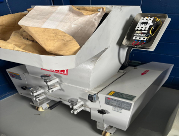 Foto: MOINHO TRITURADOR - TONGYI - TMD 100 - BOCA 300 X 250 - MOTOR 7.5 KW