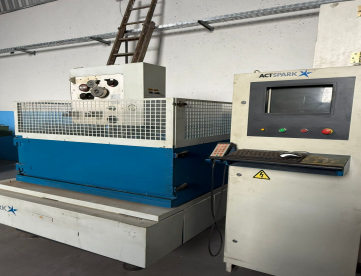 Foto: ELETROEROSÃO A FIO - CHARMILLES - ACTSPARK CF20 - ANO 2006