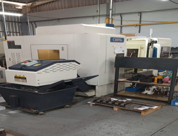 Foto: CENTRO DE USINAGEM - GAMA - VMC650 - ANO 2023 - 4° Eixo