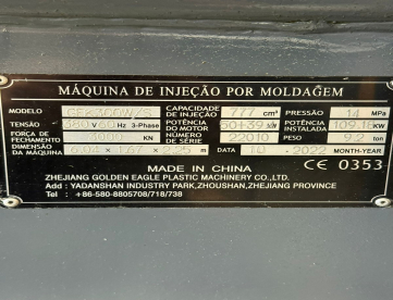 Foto: INJETORA PLÁSTICOS - GOLDEN EAGLE - GEK300W/S - ANO 2022 + Robô 