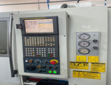 Foto: CENTRO DE TORNEAMENTO - ROMI - E280 - 280 x 540MM - ANO 2006 - COM FERRAMENTAS ACIONADAS