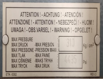 Foto: DOBRADEIRA HIDRÁULICA CNC - DURMA - E30300 -  3050 X 300TON - ANO 2006