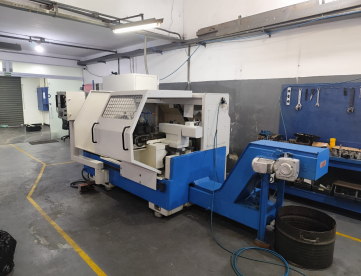 Foto: TORNO CNC - ROMI - ECN 40II - 500 x 1000 MM - PLACA E PONTO HIDRÁULICOS