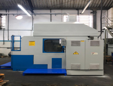 Foto: CENTRO DE USINAGEM HORIZONTAL - ROMI - POLARIS H400 - 700 x 560 x 600 - ANO 2003