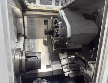 Foto: CENTRO DE TORNEAMENTO - ROMI - GL280M - 540 x 280MM - ANO 2010 - COM FERRAMENTAS ACIONADAS - MÁQUINA MUITO NOVA