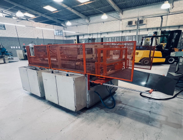 Foto: MAQUINA DE VACCUM FORMING -MUITO CONSERVADA -DISPONIVEL PRA TESTES