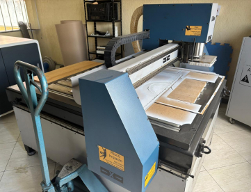 FRESADORA ROUTER - RIZON - PL1012 - MESA 1000 X1200