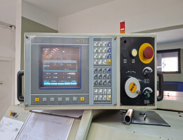 Foto: TORNO CNC - NARDINI - LOGIC 195IV -1000 X 220 MM - ANO 2005 - COMANDO MCS