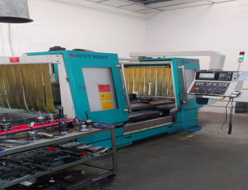 FRESADORA CNC - SINITRON - KAO 1000 - 1000 x 600 x 600 - ANO 2008