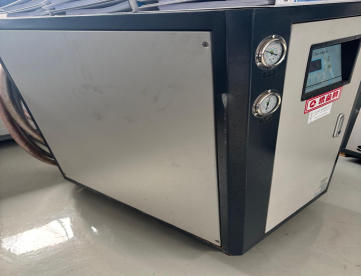 Foto: GELADEIRA WATER CHILLER -MARCA TONGYI - MODELO TCO-05B-80 LITROS -ANO 2019