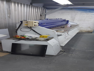 Foto: CASAL DOBRADEIRA E GUILHOTINA MECÂNICA - IMAG - 3000 x 1/8" - ANO 2004