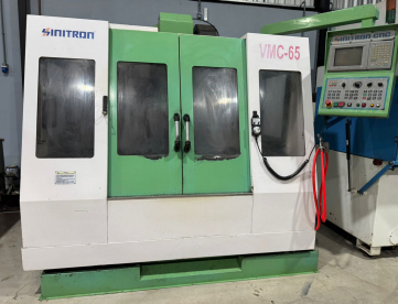 Centro de Usinagem Sinitron VMC-65