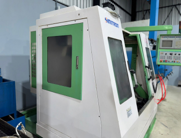 Foto: CENTRO DE USINAGEM - SINITRON - VMC-65 - ANO 2005 - 650 x 430 x 500 - COMANDO MITSUBISHI