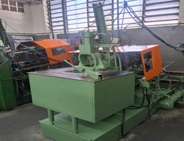 Foto: INJETORA DE ZAMAK - COPEP - DZA 5 TONELADAS - COM GAVETA HIDRAÚLICA - ANO 2012