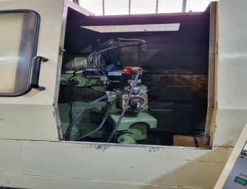 Foto: AFIADORA CNC MAKINO 7 EIXOS - MODELO CNJ -10SR - PARA FABRICAR E AFIAR FERRAMENTAS - COMANDO FANUC E15- ANO 1991