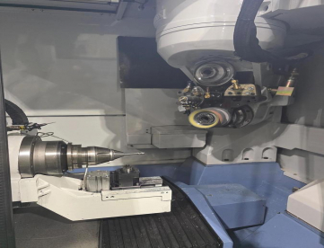 Foto: AFIADORA CNC - ANCA 7 EIXOS - MODELO TX7 - COM ALIMENTAÇÃO AUTOMATICA DE BLANKS - ANO 2005