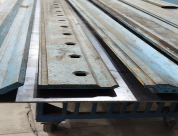 Foto: DOBRADEIRA -FOBESA - 3000MM X 100 TONS - 5 JOGOS DE FERRAMENTAS