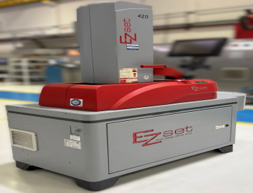 Foto: MÁQUINA PRESETTER DE FERRAMENTAS EZSET-IC1-420