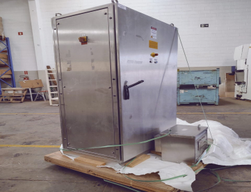 Foto: MÁQUINA POSICIONADEIRA DE FRASCOS TAMPONADEIRA - MARCA OPTMA