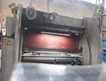 Foto: DOBRADEIRA CN - CASANOVA - ANO 2002 - CAPACIDADE 160 TON - 3000MM/8MM