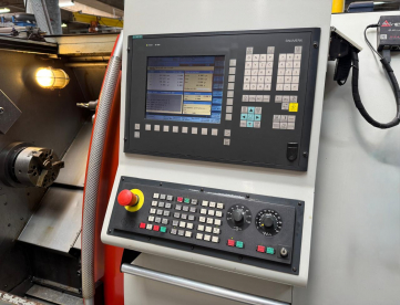 Foto: CENTRO DE TORNEAMENTO - ERGOMAT - TND250 - ANO 2003 - 280 x 500 MM - COMANDO SIEMENS - COMPLETA E IMPECÁVEL!